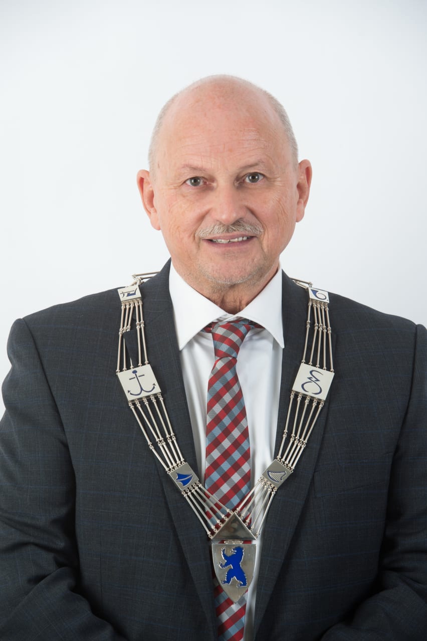Roger Ryberg med fylkesordførerkjede